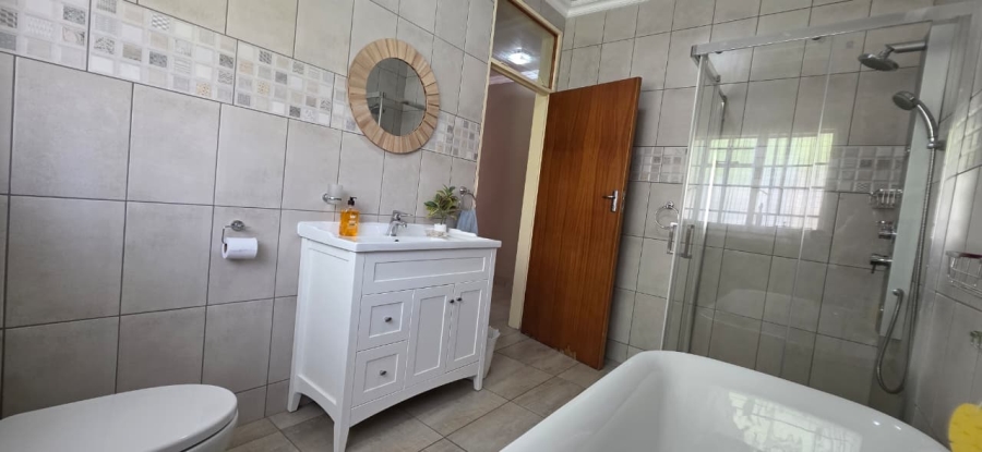 4 Bedroom Property for Sale in Jan Cillierspark Free State